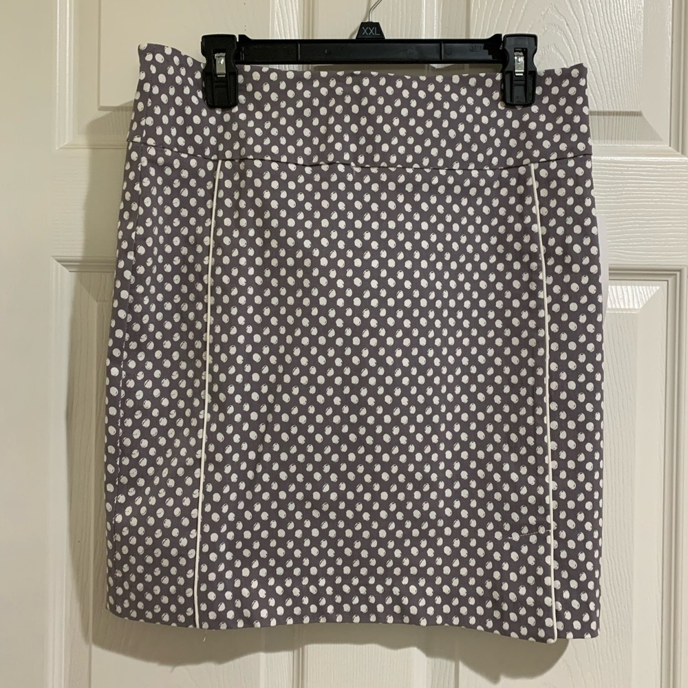 This amazing skirt is not a mini on me.  Hits right at knee.  Fun and perfect